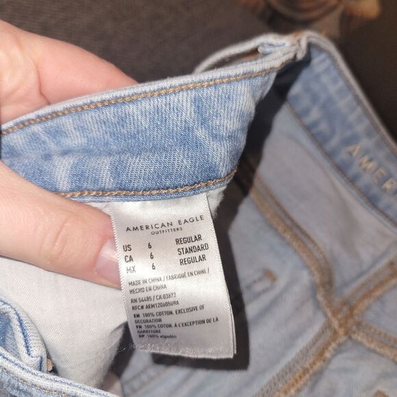 American Eagle Light Wash Distressed Mom Jean 6 - Picture 11 of 13